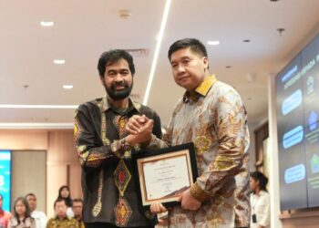 Gubernur Aceh Muzakir Manaf Terima Penghargaan dari Kementerian Perumahan dan Kawasan Pemukiman