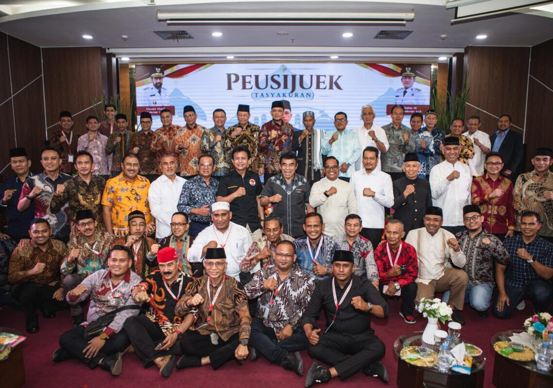 Bupati Aceh Utara “Ayahwa” Hadiri Peusijuek Anggota BPK RI Tgk Kaidir, Tegaskan Kebanggaan Masyarakat Aceh