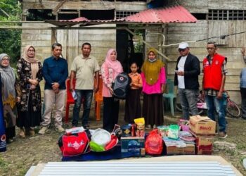 Sentuhan Ketua PKK Aceh Utara: Ny. Musliana Ismail Salurkan Bantuan Sembako dan Renovasi Rumah Warga
