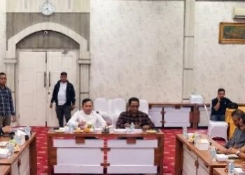 Dek Fadh Pimpin Rapat Lanjutan, Pemerintah Aceh Cermati Draf Perubahan UUPA